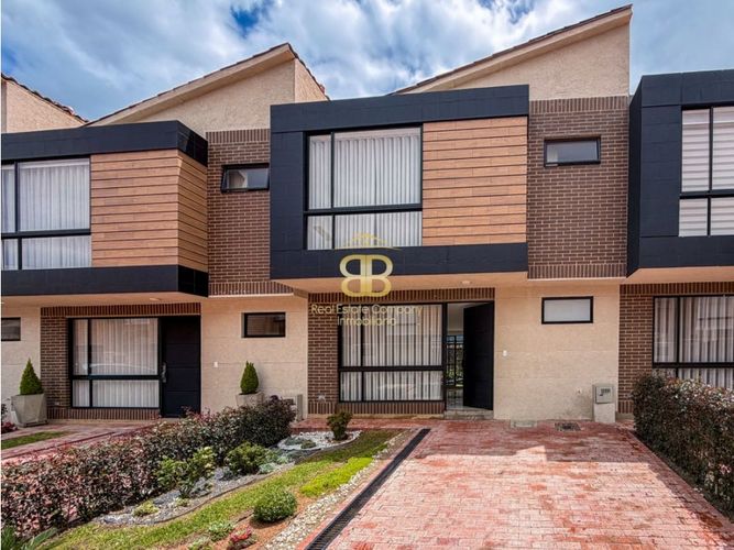 Casa de 3 alcobas en venta en Zipaquirá, 94 m² · foto 2 de 22