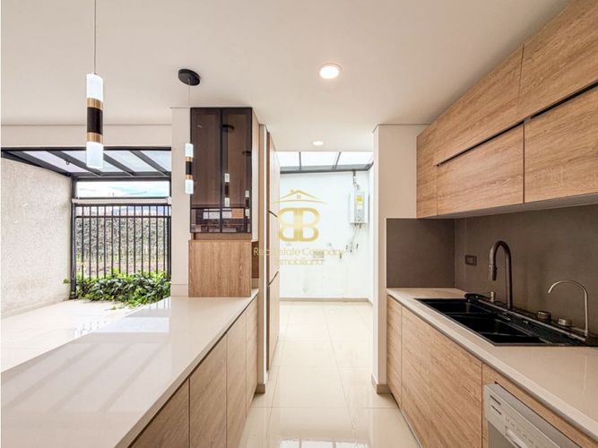 Casa de 3 alcobas en venta en Zipaquirá, 94 m² · foto 4 de 22