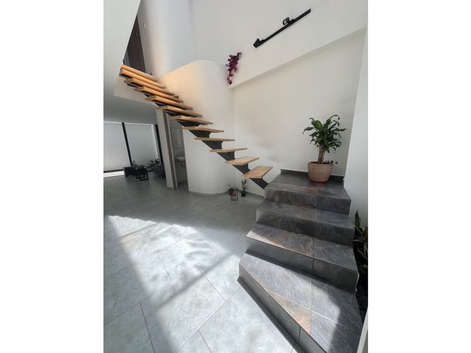 Casa de 2 alcobas en venta en La Ceja, 120 m² · foto 2 de 24