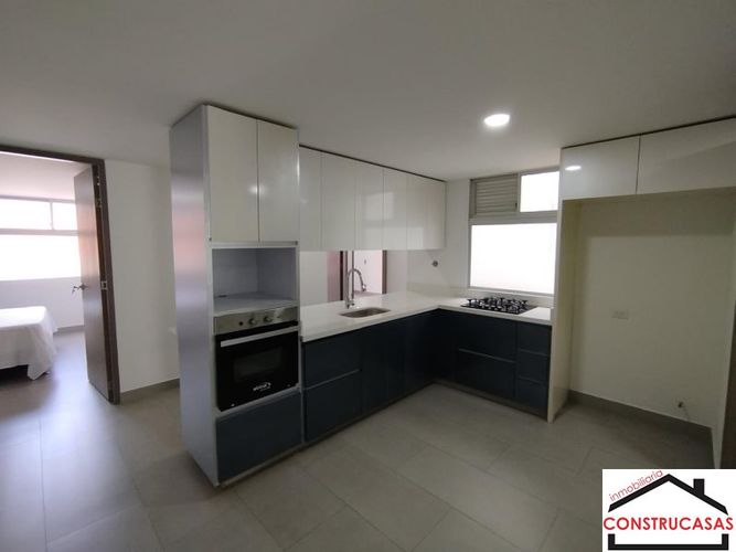 Apartamento de 3 alcobas en venta en El Velódromo, Medellín, 110 m² · foto 2 de 24