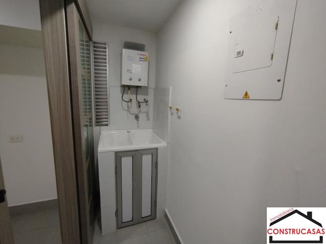 Apartamento de 3 alcobas en venta en El Velódromo, Medellín, 110 m² · foto 10 de 24