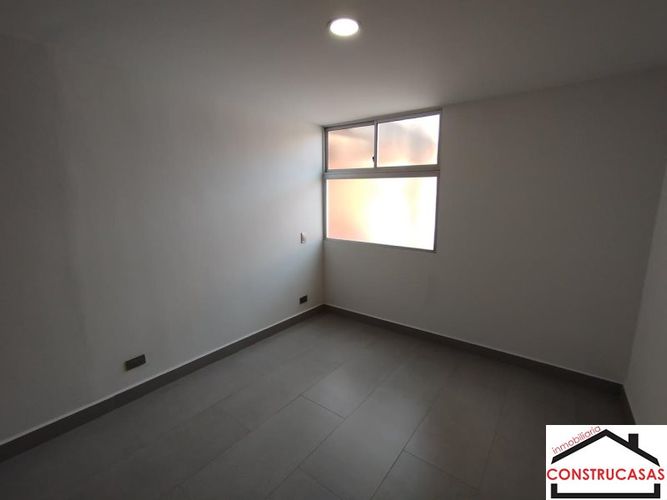 Apartamento de 3 alcobas en venta en El Velódromo, Medellín, 110 m² · foto 20 de 24