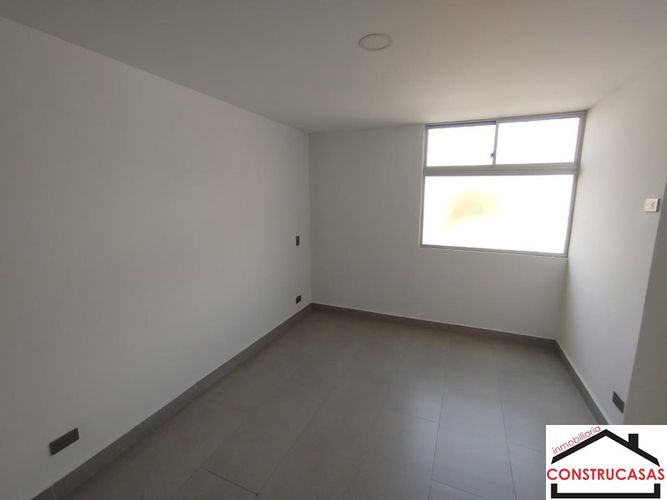 Apartamento de 3 alcobas en venta en El Velódromo, Medellín, 110 m² · foto 23 de 24