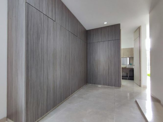 Casa de 5 alcobas en venta en California, Los Patios, 300 m² · foto 20 de 24