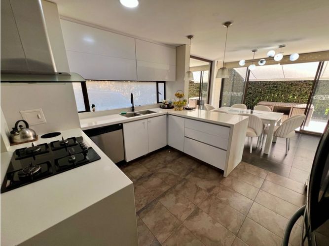 Casa de 4 alcobas en venta en Casablanca Suba I, Bogotá, 250 m² · foto 10 de 24