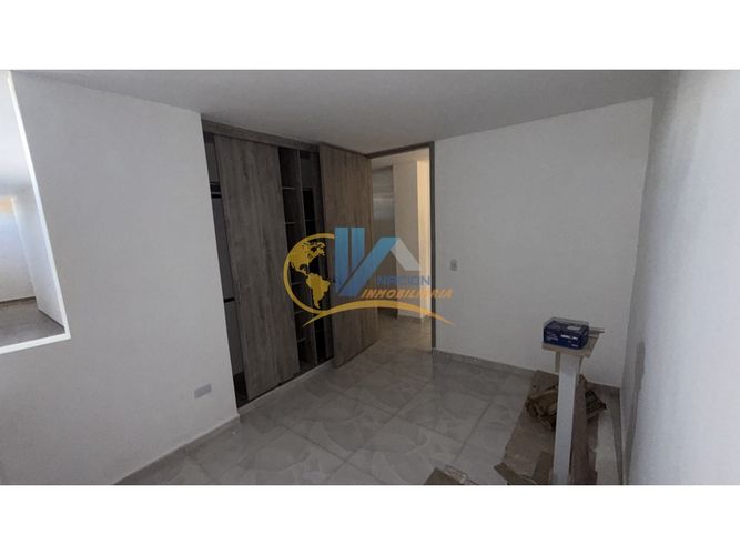 Apartamento de 2 alcobas en venta en Centro, Piedecuesta, 65 m² · foto 3 de 5