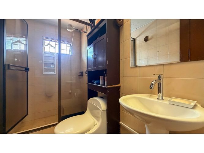 Casa en venta en Usaquen, Bogotá · foto 12 de 16