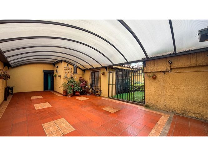Casa en venta en Usaquen, Bogotá · foto 16 de 16