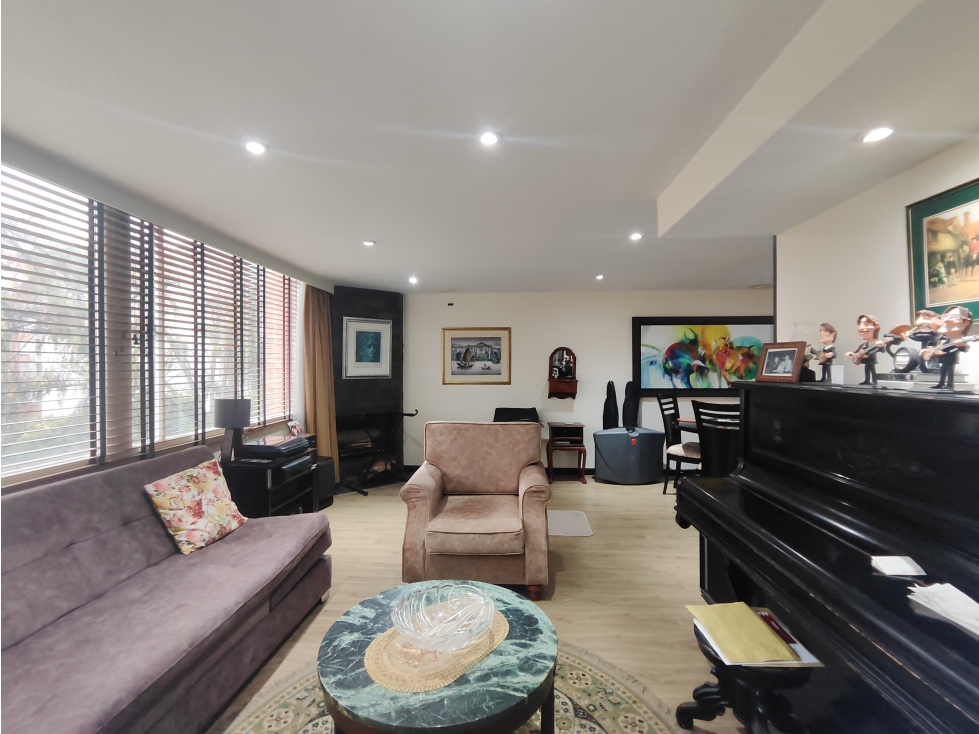 Apartamento en venta en Bella Suiza, Bogotá · foto 2 de 23