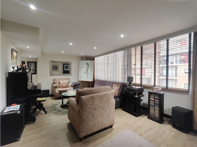 Apartamento en venta en Bella Suiza, Bogotá · foto 3 de 23