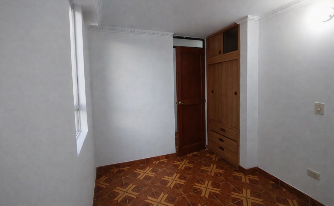 Apartamento en venta en Portales Del Norte, Bogotá · foto 8 de 21