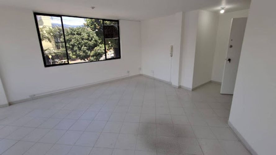 Oficina en arriendo en Universidad Pontificia Bolivariana, Medellín, 34 m² · foto 3 de 5
