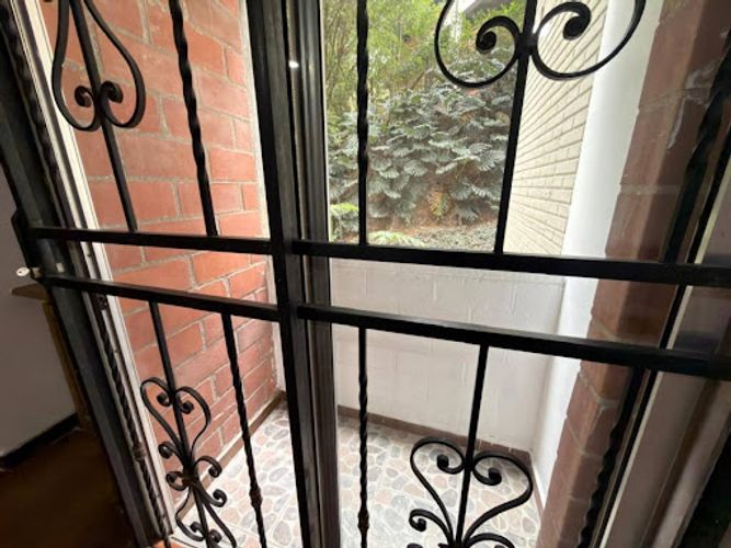Apartamento de 3 alcobas en arriendo en Loma De Los Bernal, Medellín, 77 m² · foto 15 de 18