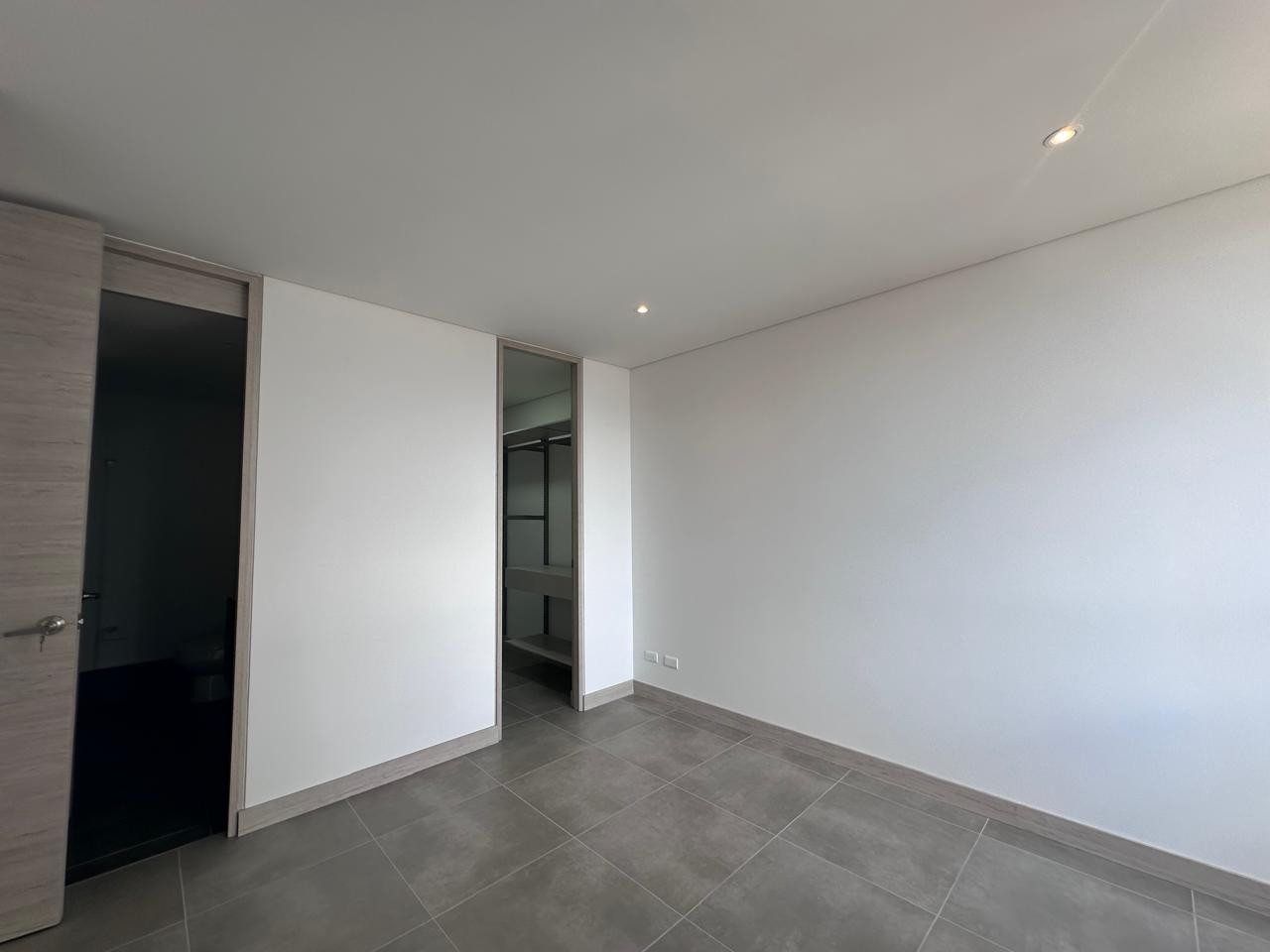 Apartamento en arriendo en El Poblado, Medellín · foto 13 de 18