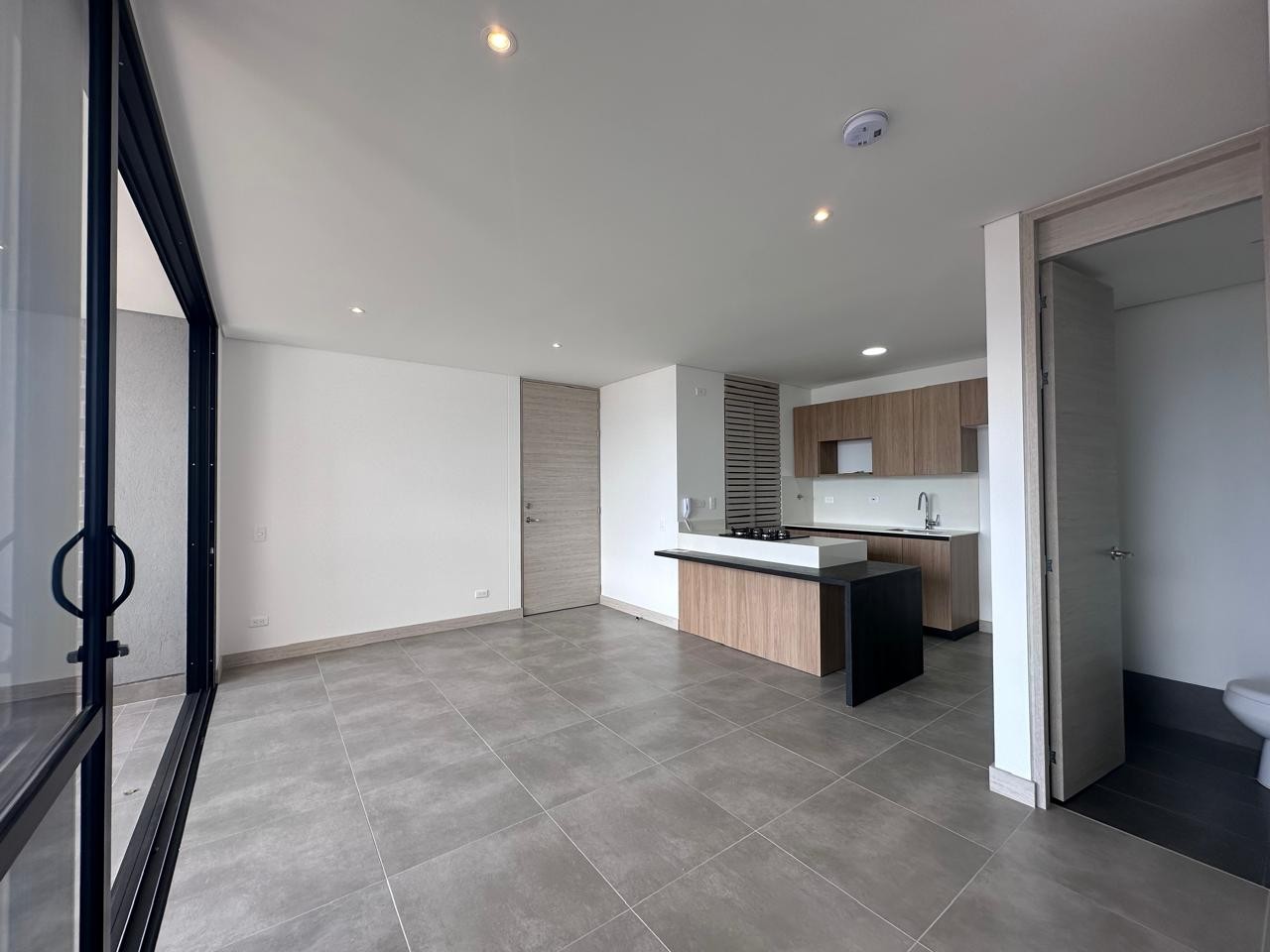 Apartamento en arriendo en El Poblado, Medellín · foto 9 de 18