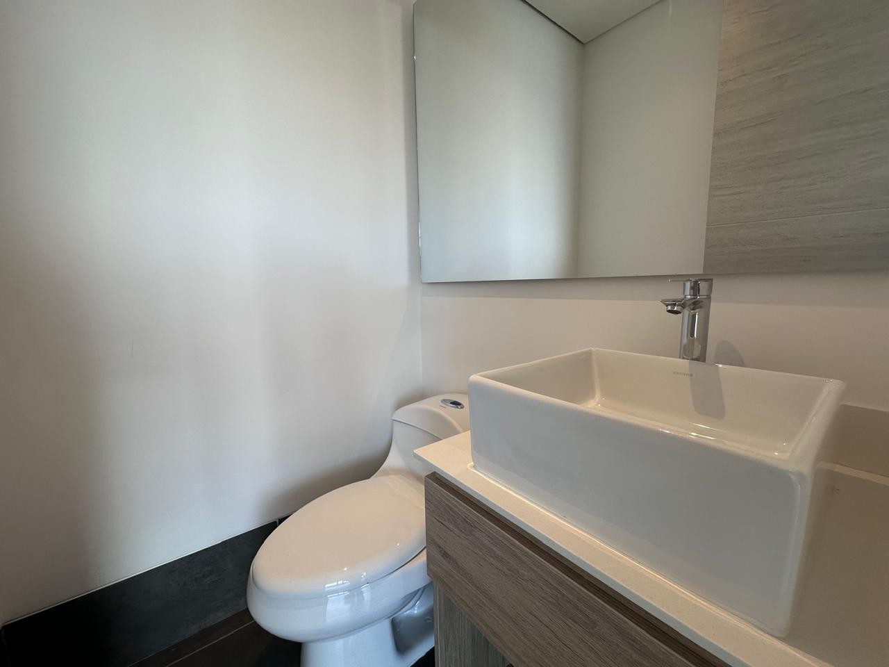 Apartamento en arriendo en El Poblado, Medellín · foto 18 de 18