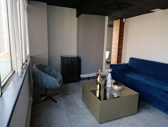 Oficina en arriendo en La Aguacatala, Medellín, 64 m² · foto 2 de 17