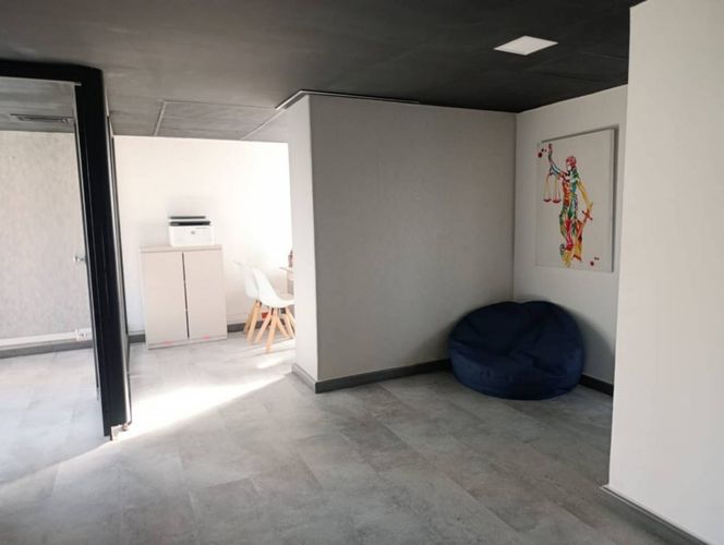 Oficina en arriendo en La Aguacatala, Medellín, 64 m² · foto 15 de 17