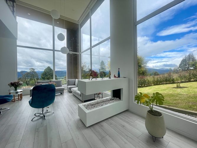Casa de 4 alcobas en venta en Yerbabuena, Sopó, 400 m² · foto 4 de 24