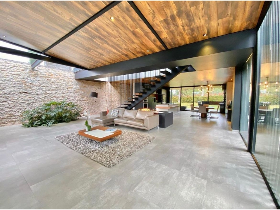 4BR House in El Poblado (1575 m²) for Sale - 2