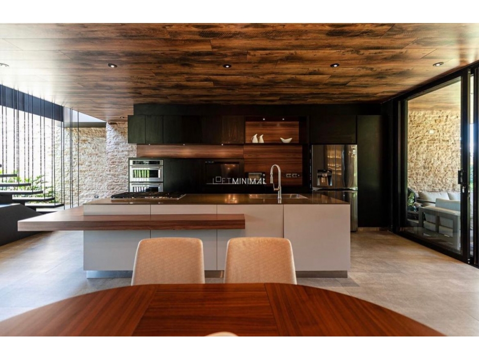 Casa de 4 alcobas en venta en El Poblado, Envigado, 1575 m² · foto 8 de 16