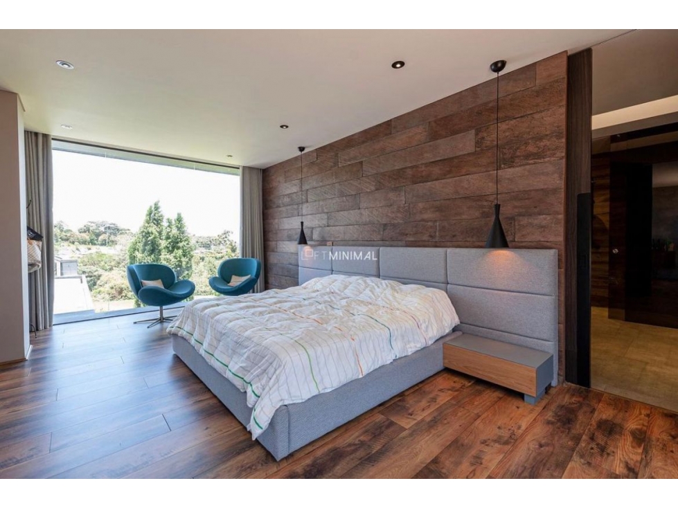 Casa de 4 alcobas en venta en El Poblado, Envigado, 1575 m² · foto 14 de 16