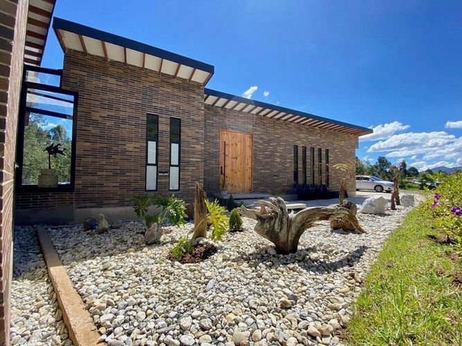 Casa de 3 alcobas en venta en Pantanillo, El Retiro, 325 m² · foto 2 de 24