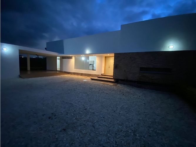 Casa de 4 alcobas en venta en Llano Grande, Rionegro, 350 m² · foto 5 de 24