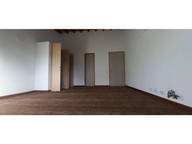 Casa de 4 alcobas en venta en Llano Grande, Rionegro, 350 m² · foto 20 de 24