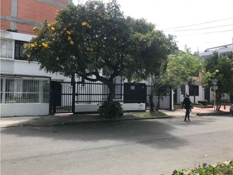 House for rent in Chico norte, Bogotá