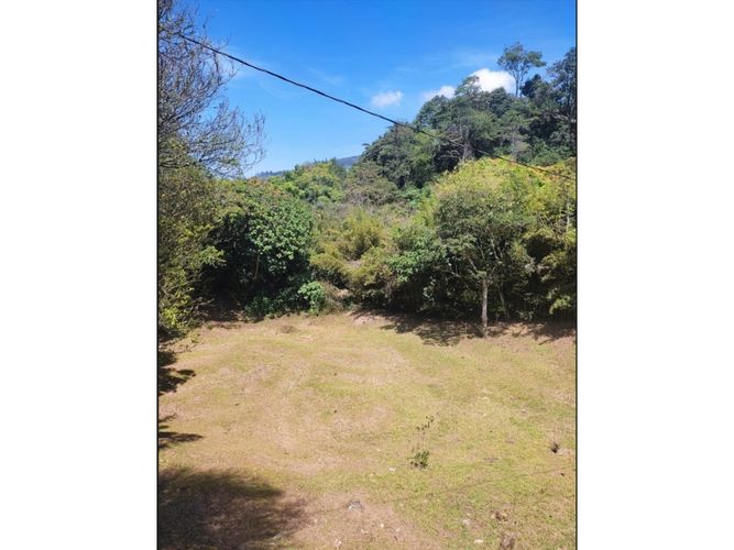 Finca en venta en La Candelaria, Medellín, 8000 m² · foto 2 de 22