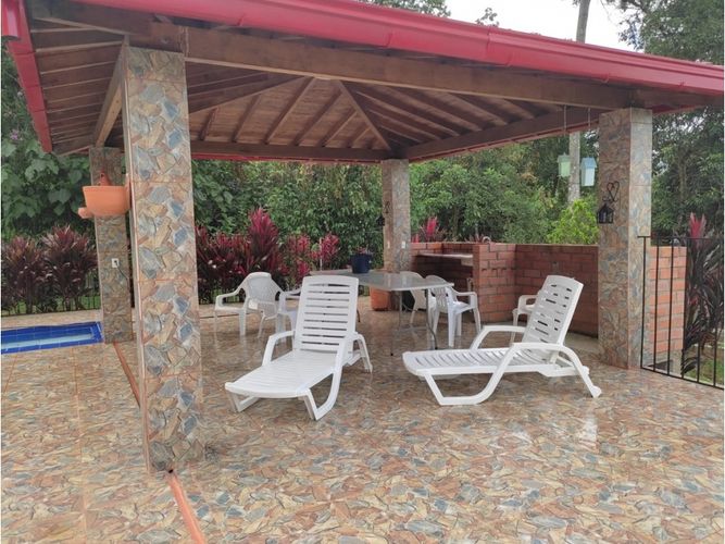 Finca en venta en La Candelaria, Medellín, 8000 m² · foto 4 de 22