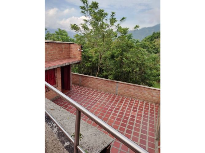 Finca en venta en La Candelaria, Medellín, 8000 m² · foto 9 de 22
