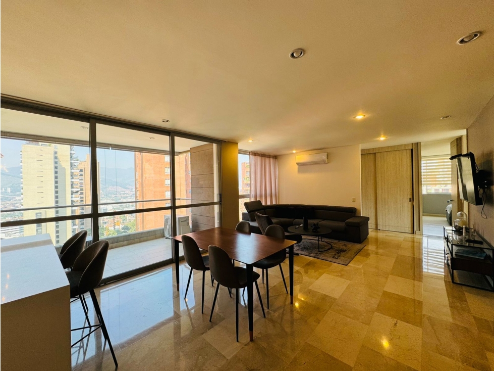 Apartamento en arriendo en El Poblado, Medellín · foto 4 de 24