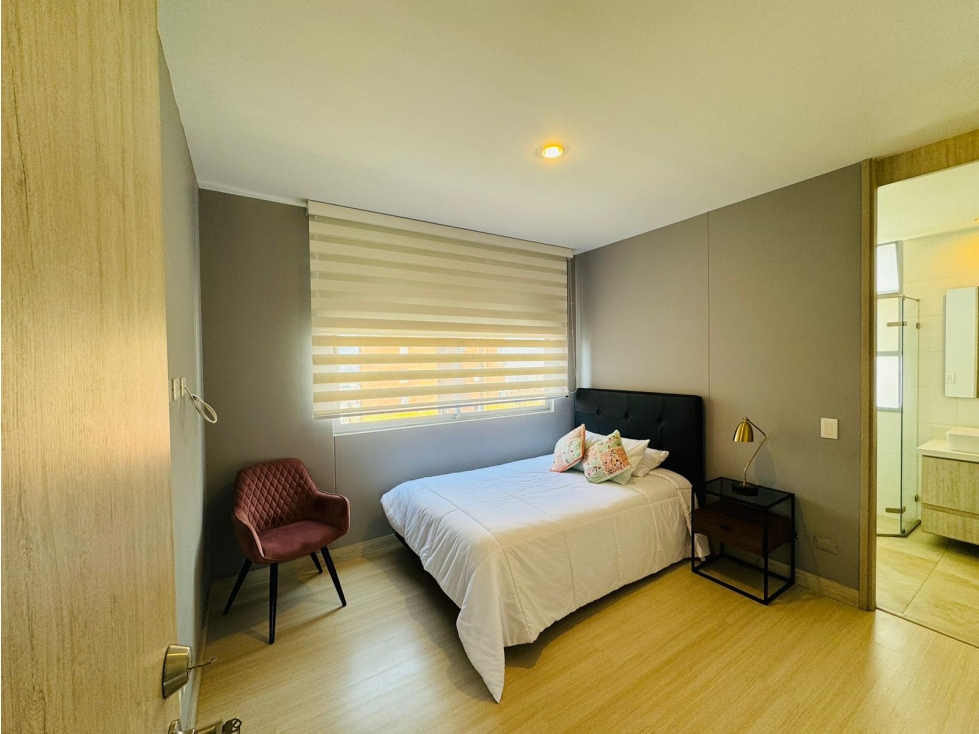 Apartamento en arriendo en El Poblado, Medellín · foto 8 de 24