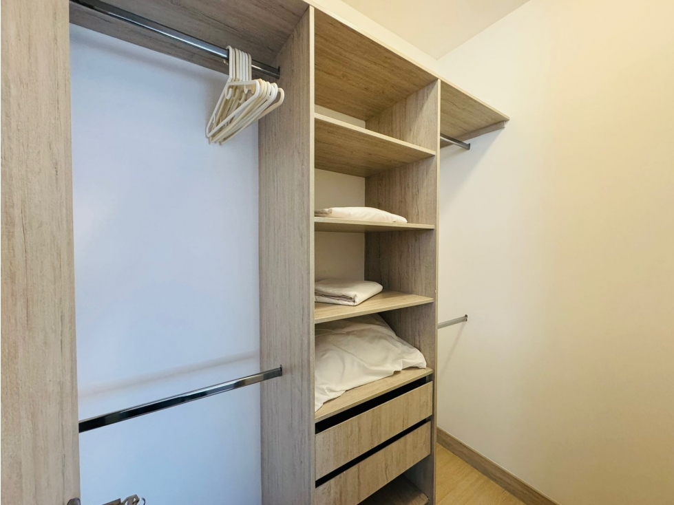 Apartamento en arriendo en El Poblado, Medellín · foto 13 de 24