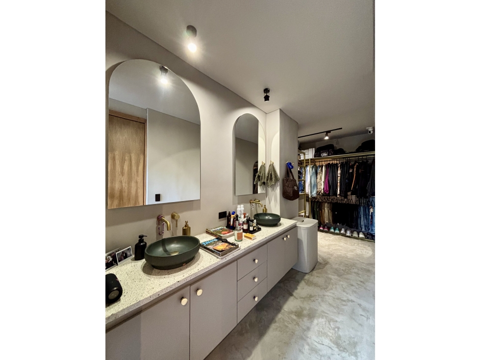 Apartamento en venta en El Poblado, Medellín · foto 8 de 11
