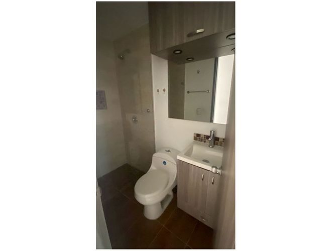 Apartamento de 3 alcobas en venta en La Floresta, Medellín, 100 m² · foto 8 de 10