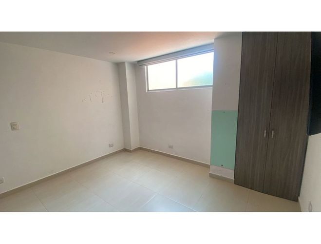 Apartamento de 3 alcobas en venta en La Floresta, Medellín, 100 m² · foto 5 de 10