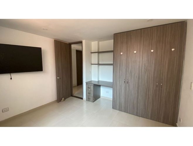 Apartamento de 3 alcobas en venta en La Floresta, Medellín, 100 m² · foto 2 de 10
