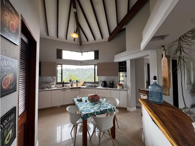 Casa de 5 alcobas en venta en Carrizales, Envigado · foto 8 de 21