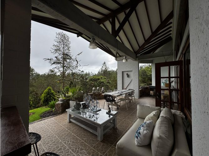 Casa de 5 alcobas en venta en Carrizales, Envigado · foto 11 de 21