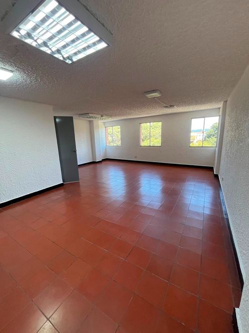 Oficina en arriendo en Centro, Bucaramanga, 40 m² · foto 3 de 6