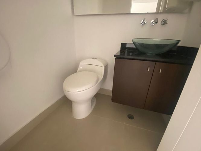 Oficina en arriendo en El Poblado, Medellín, 120 m² · foto 19 de 20