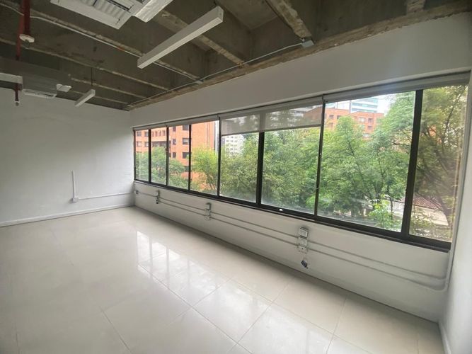 Oficina en arriendo en El Poblado, Medellín, 120 m² · foto 10 de 20