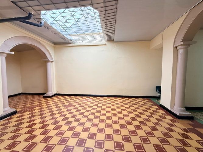 Casa de 7 alcobas en venta en Bolivar, Bucaramanga, 200 m² · foto 2 de 21
