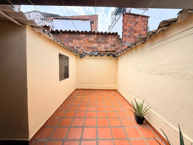 Casa de 7 alcobas en venta en Bolivar, Bucaramanga, 200 m² · foto 6 de 21