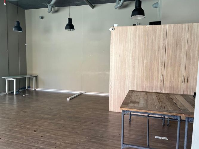 Local en arriendo en El Poblado, Medellín, 56 m² · foto 2 de 7