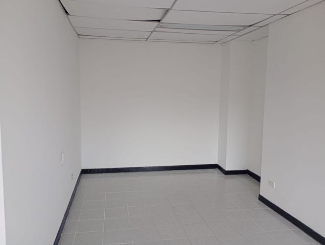Oficina en arriendo en Laureles, Medellín, 70 m² · foto 7 de 12