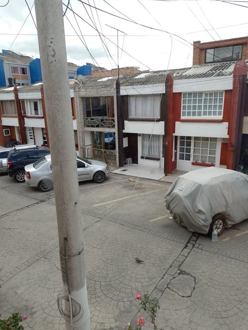 Casa de 3 alcobas en venta en San Mateo, Soacha, 75 m² · foto 2 de 24